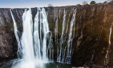 4-Day Victoria Falls & Chobe Shearwater Explorer Village