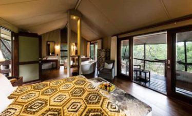 4-Day Kapama Southern Fly-in Safari from Cape Town