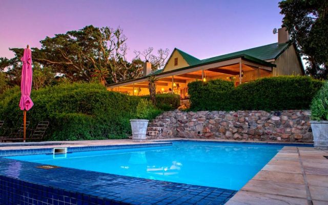 2-Day Camp Figtree Mountain Safari Lodge – 1 Night