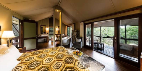 4-Day Kapama Southern Fly-in Safari from Cape Town