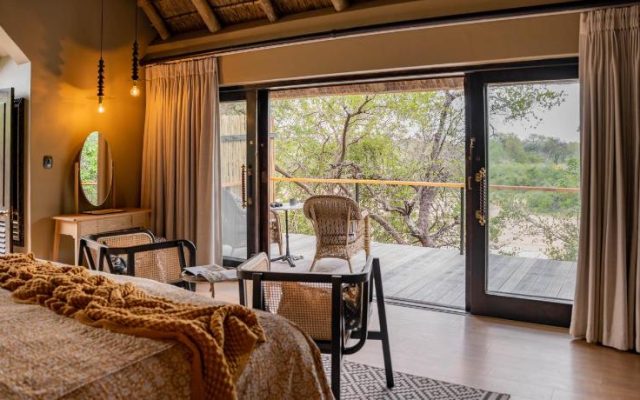 4-Day Luxury Thornybush Tangala Safari