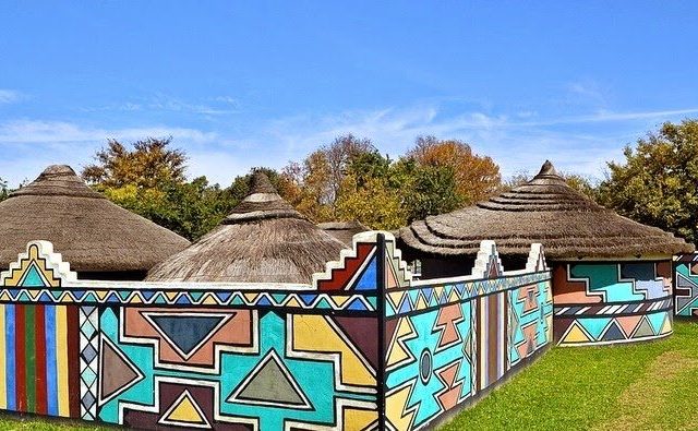 1-Day Private Custom Ndebele Art & Culture Tour