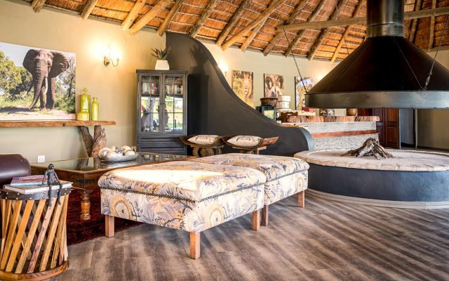 4-Day Timbavati Kambaku River Sands Lodge Fly in Safari