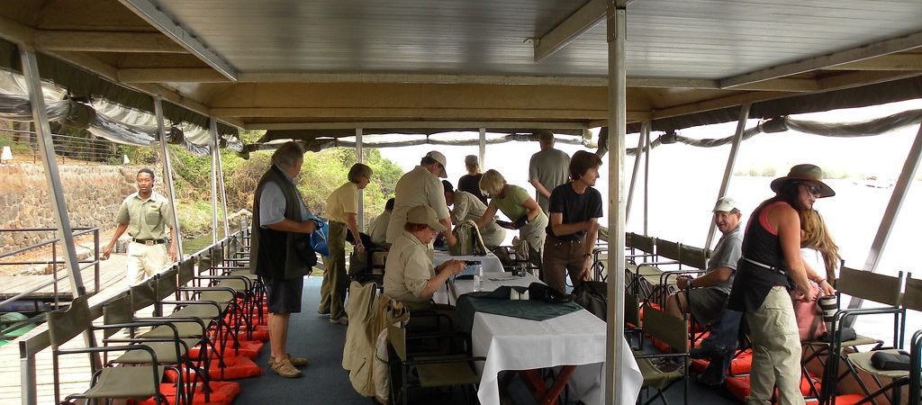 chobe boat cruise