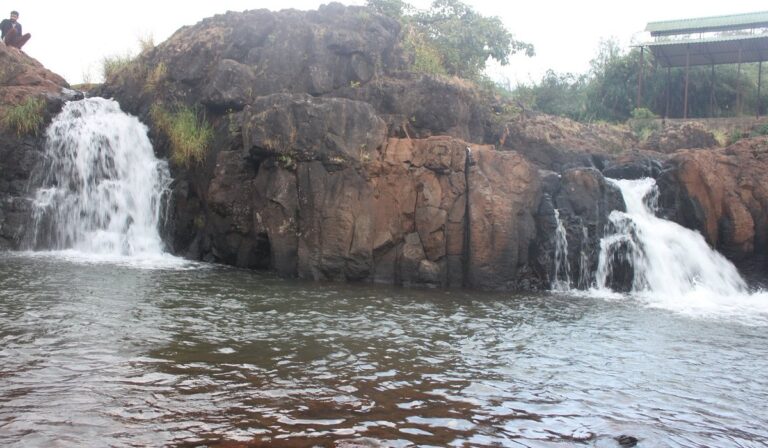 the Area Around Satara